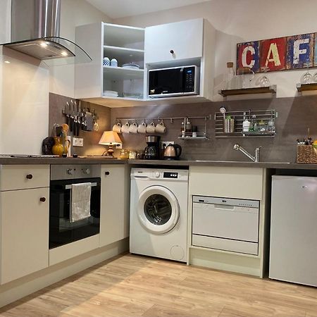 Fantastic Ground Floor Apartment Opposite Thermes Bagnères-de-Luchon Exterior foto