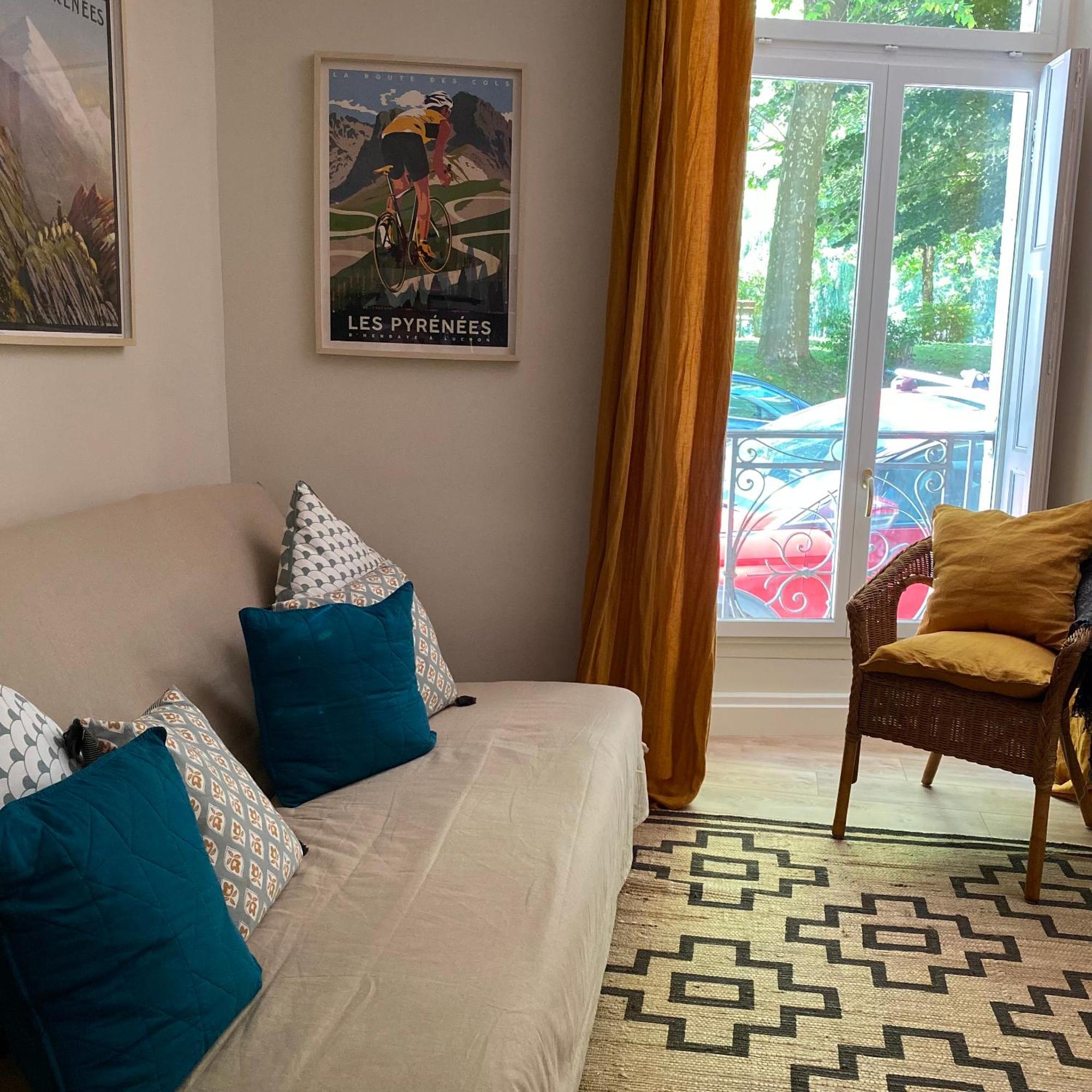 Fantastic Ground Floor Apartment Opposite Thermes Bagnères-de-Luchon Exterior foto